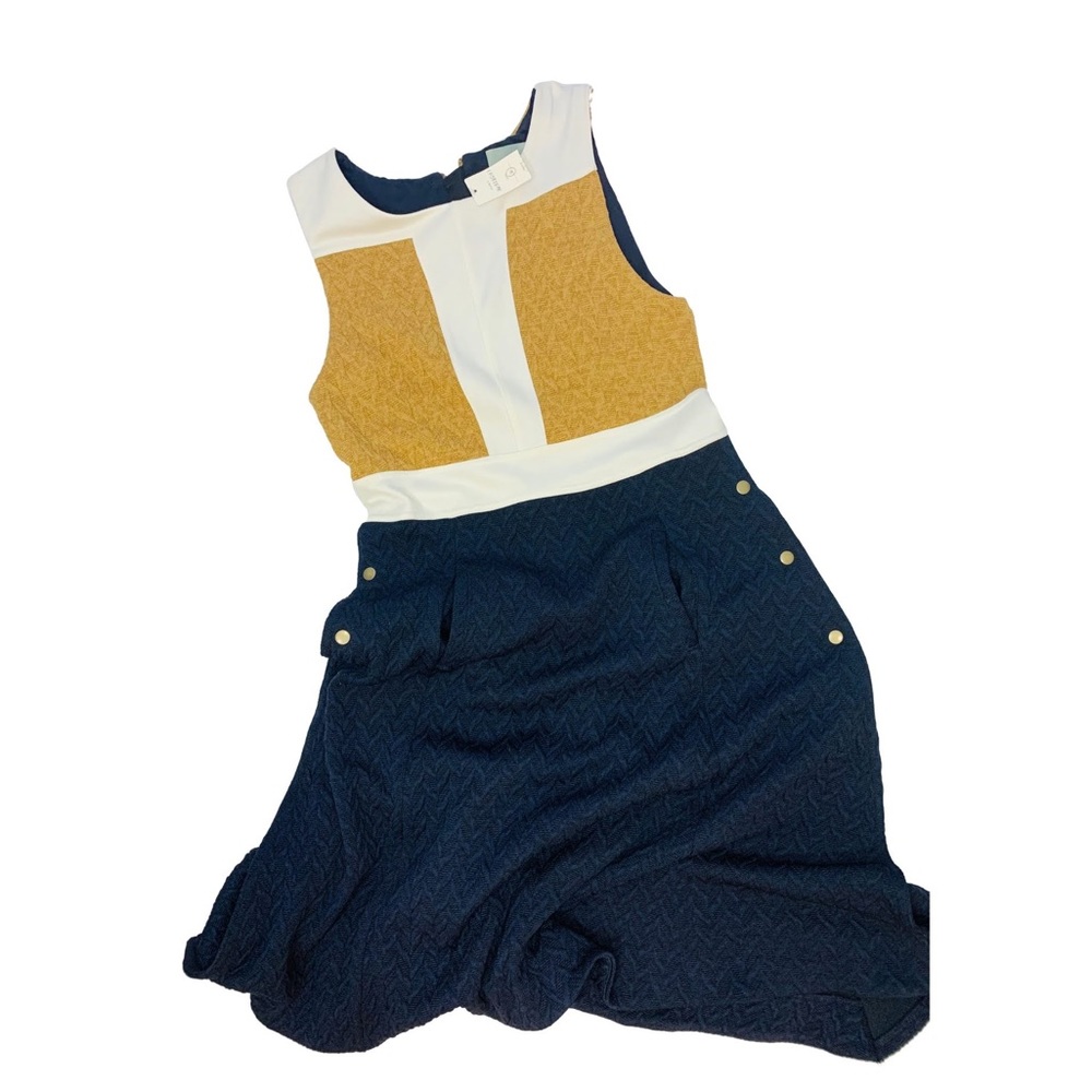 Sleeveless sweater dress